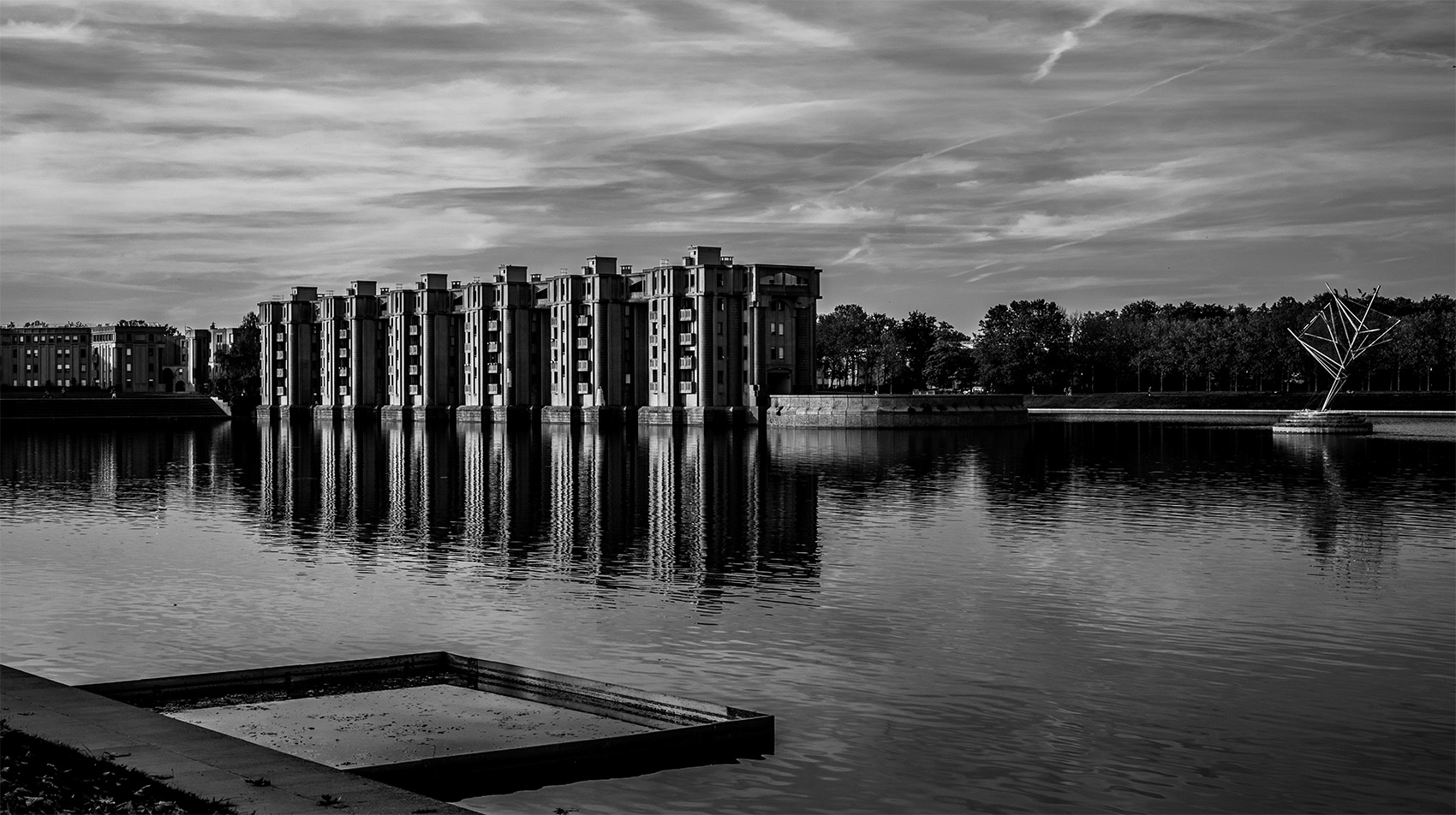 Les Arcades du Lac et le Viaduc de Montigny-le-Bretonneux