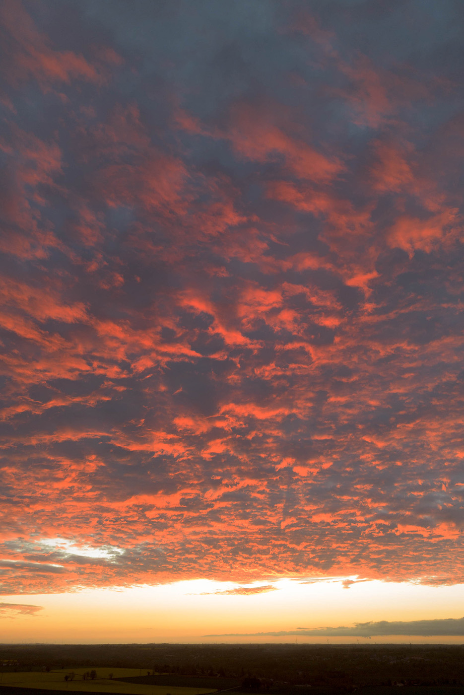 un ciel de feu au dessus d'Exreuil - sunset du 5 avril 2026